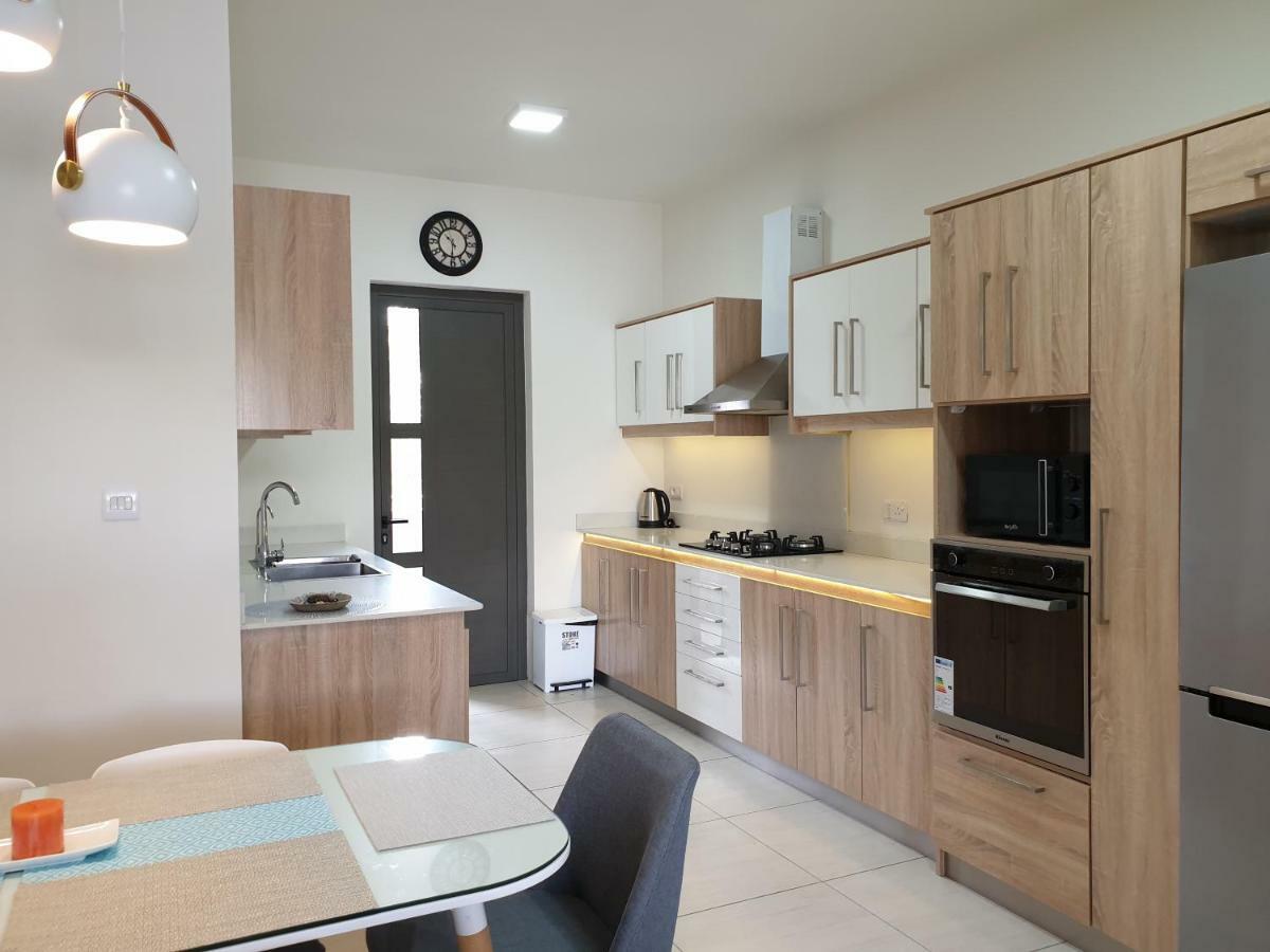 Westwood Luxury Penthouse With Private Roof Top Ref 15847 Flic-en-Flacq Extérieur photo