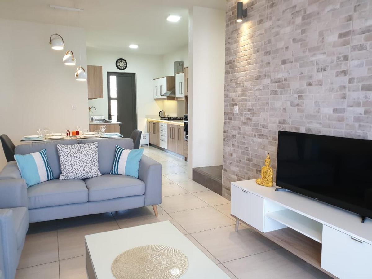 Westwood Luxury Penthouse With Private Roof Top Ref 15847 Flic-en-Flacq Extérieur photo